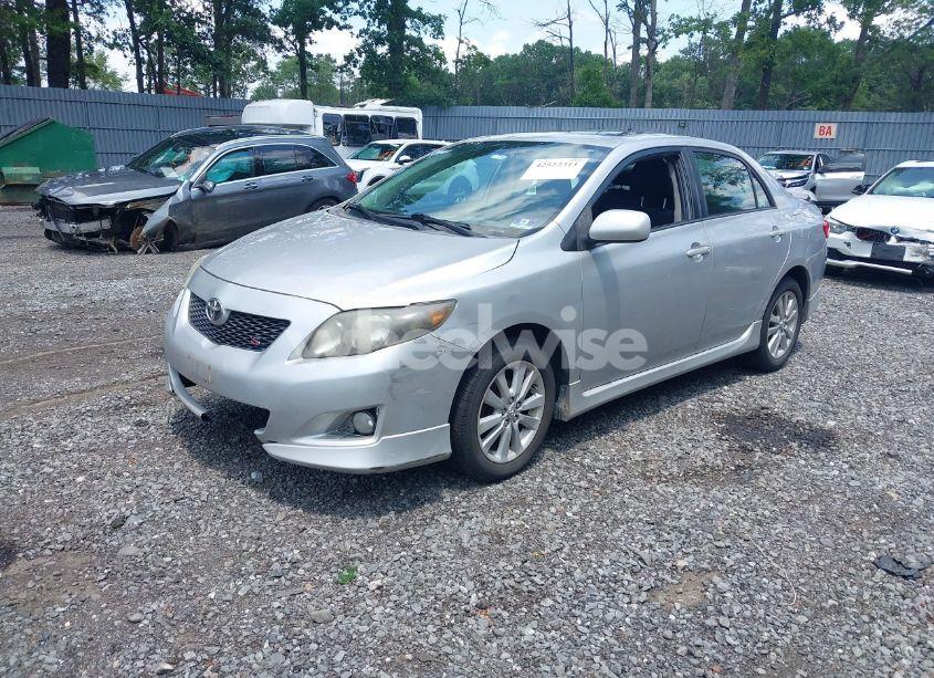 Photo 2 of 2009 Toyota Corolla S (VIN 2T1BU40E69C168860)