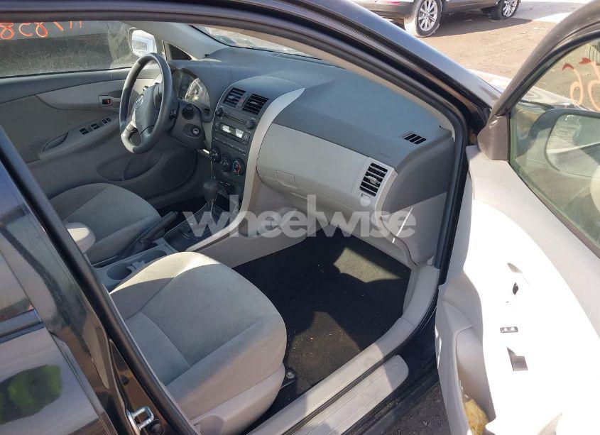 Photo 5 of 2009 Toyota Corolla LE (VIN 2T1BU40E69C186176)