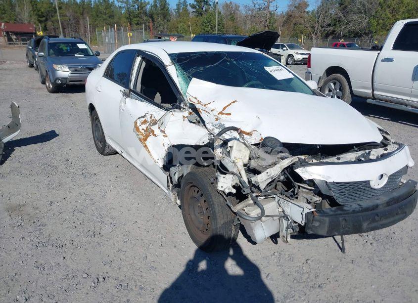 2009 Toyota Corolla XLE (VIN 2T1BU40E79C039106) main photo