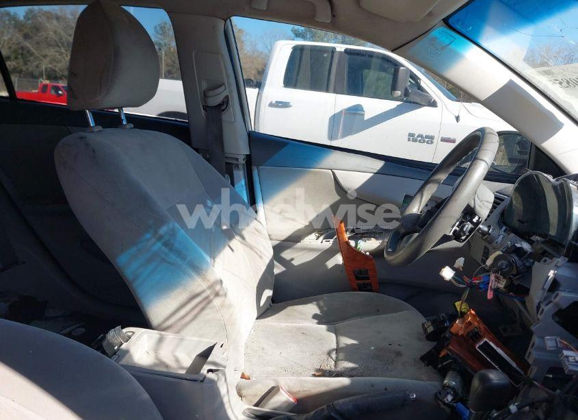 Photo 5 of 2009 Toyota Corolla XLE (VIN 2T1BU40E79C039106)