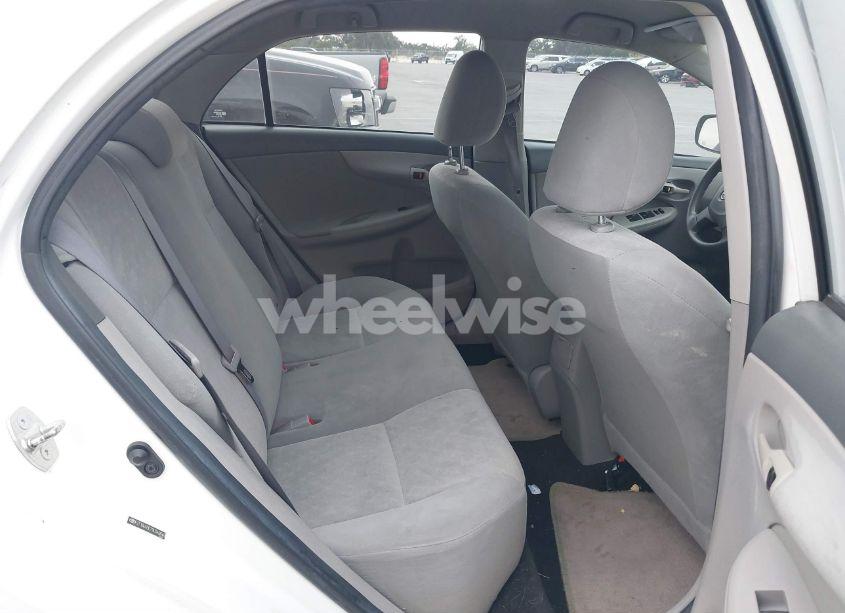 Photo 8 of 2009 Toyota Corolla LE (VIN 2T1BU40E79C048646)