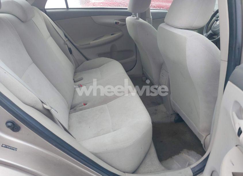 Photo 8 of 2009 Toyota Corolla LE (VIN 2T1BU40E79C156474)