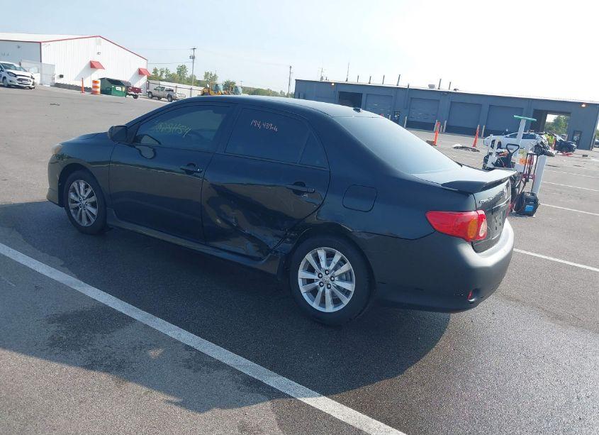 Photo 3 of 2009 Toyota Corolla S (VIN 2T1BU40E79C165904)