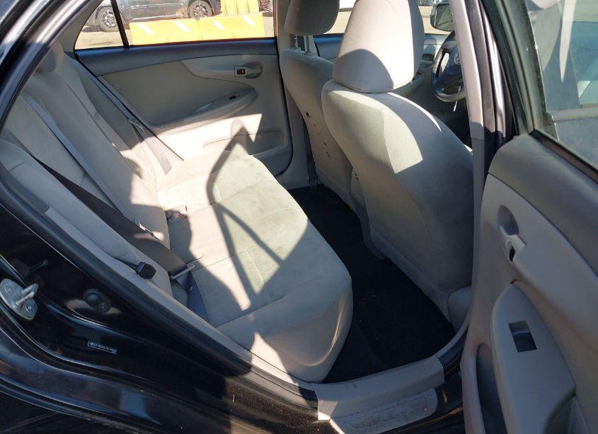 Photo 8 of 2009 Toyota Corolla LE (VIN 2T1BU40E79C178006)