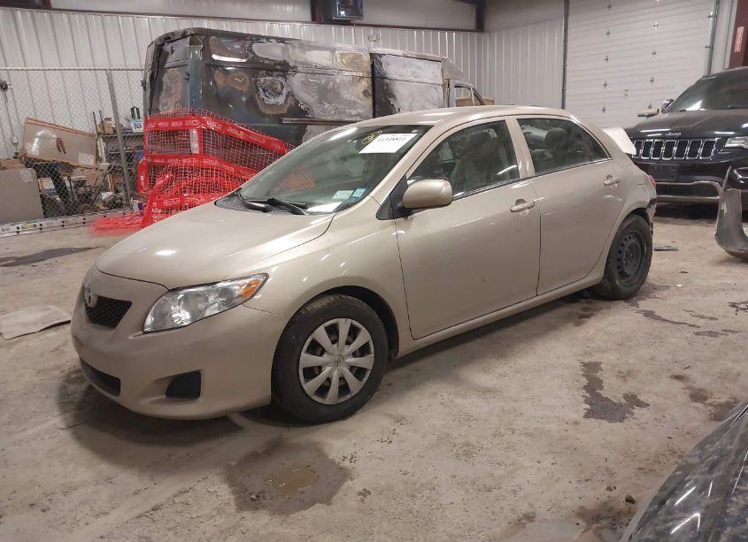 Photo 2 of 2009 Toyota Corolla LE (VIN 2T1BU40E89C045187)