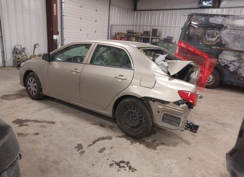 Photo 3 of 2009 Toyota Corolla LE (VIN 2T1BU40E89C045187)