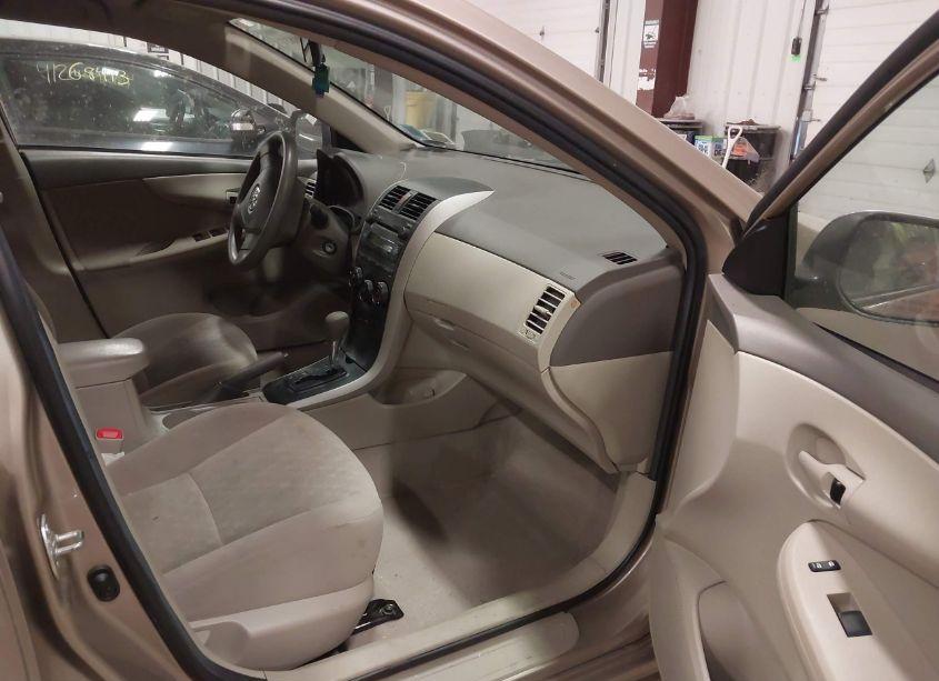 Photo 5 of 2009 Toyota Corolla LE (VIN 2T1BU40E89C045187)