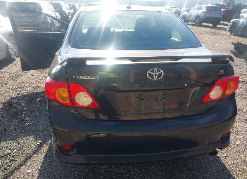 Photo 6 of 2009 Toyota Corolla S (VIN 2T1BU40E89C046131)