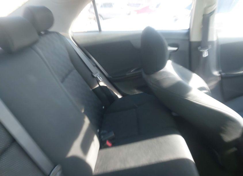 Photo 8 of 2009 Toyota Corolla S (VIN 2T1BU40E89C046131)