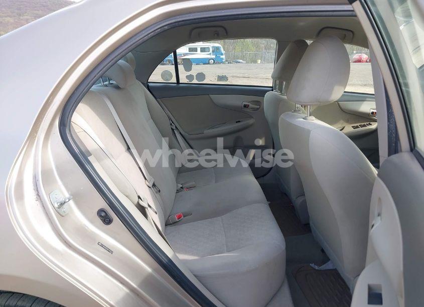 Photo 8 of 2009 Toyota Corolla LE (VIN 2T1BU40E89C107624)