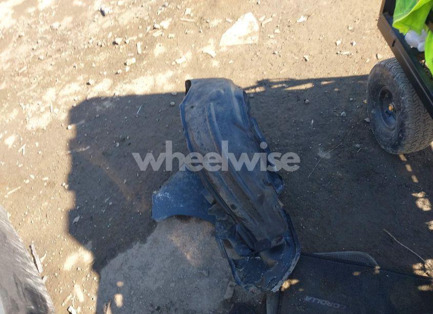 Photo 12 of 2009 Toyota Corolla LE (VIN 2T1BU40E89C120082)