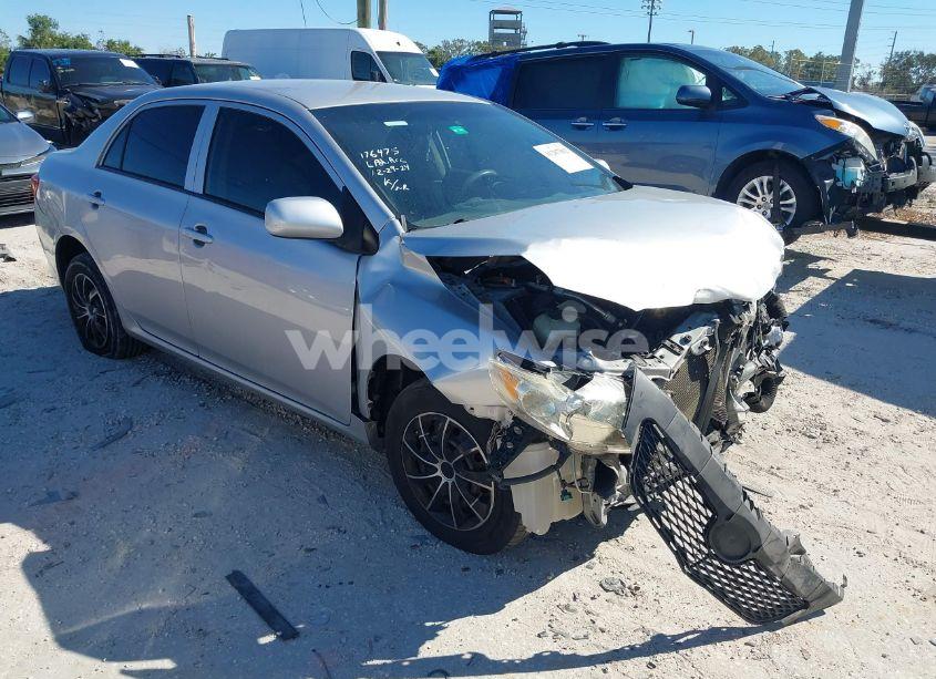 2009 Toyota Corolla LE (VIN 2T1BU40E89C182498) main photo