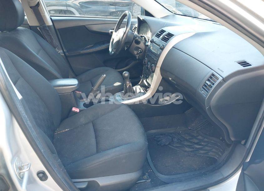 Photo 5 of 2009 Toyota Corolla S (VIN 2T1BU40E99C090512)