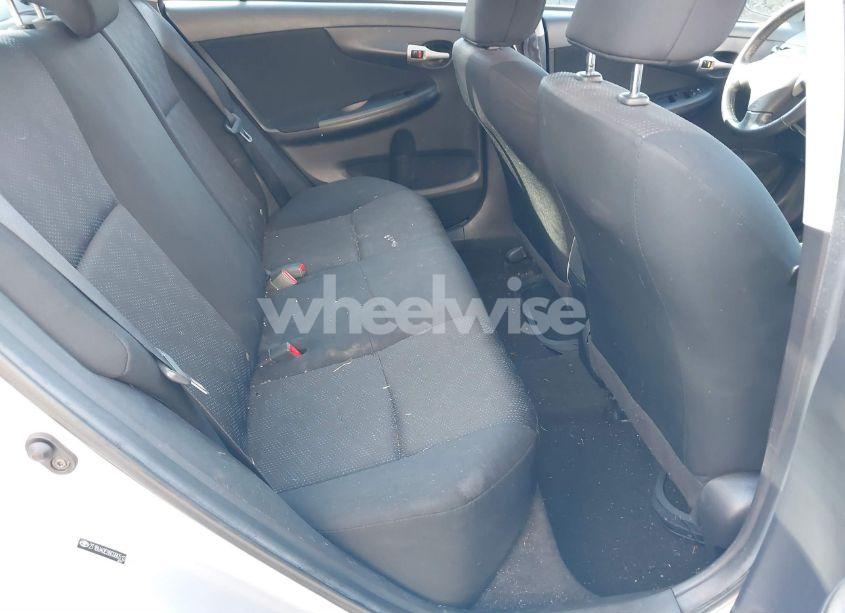 Photo 8 of 2009 Toyota Corolla S (VIN 2T1BU40E99C090512)