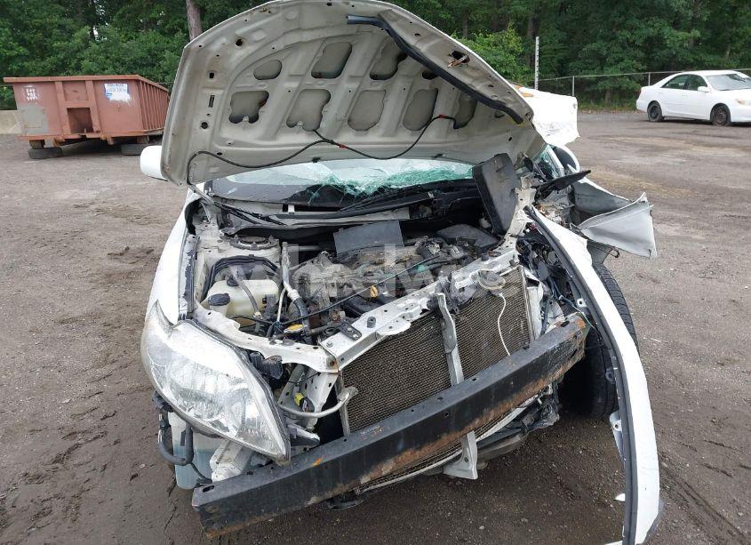 Photo 6 of 2009 Toyota Corolla LE (VIN 2T1BU40E99C097900)