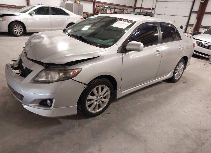Photo 2 of 2009 Toyota Corolla S (VIN 2T1BU40E99C174233)