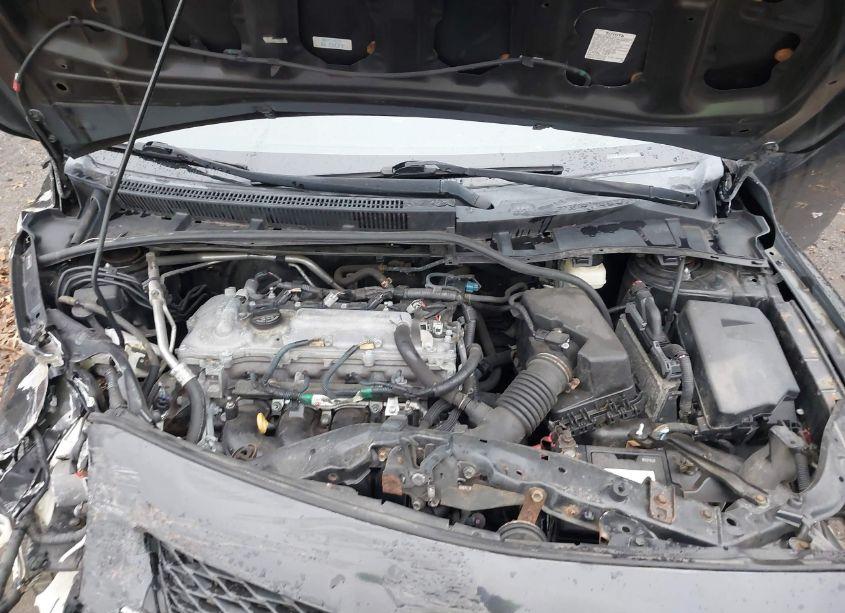 Photo 10 of 2009 Toyota Corolla S (VIN 2T1BU40EX9C016743)