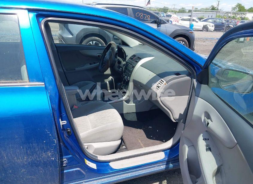 Photo 5 of 2009 Toyota Corolla LE (VIN 2T1BU40EX9C034966)