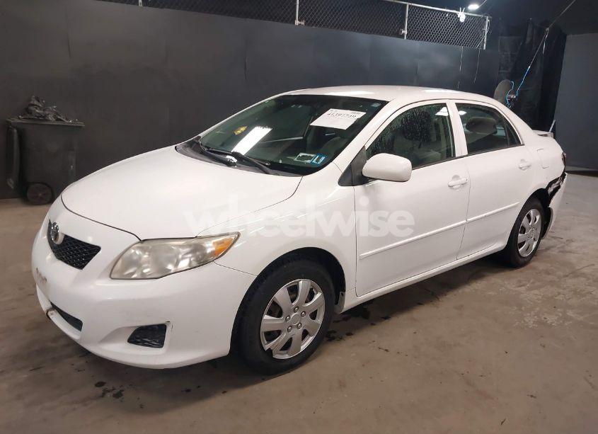 Photo 2 of 2009 Toyota Corolla LE (VIN 2T1BU40EX9C113795)