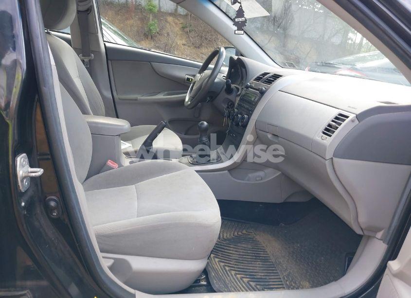 Photo 5 of 2009 Toyota Corolla N/A (VIN 2T1BU40EX9C134615)