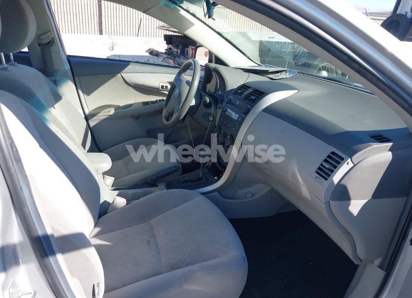 Photo 5 of 2009 Toyota Corolla LE (VIN 2T1BU40EX9C154606)