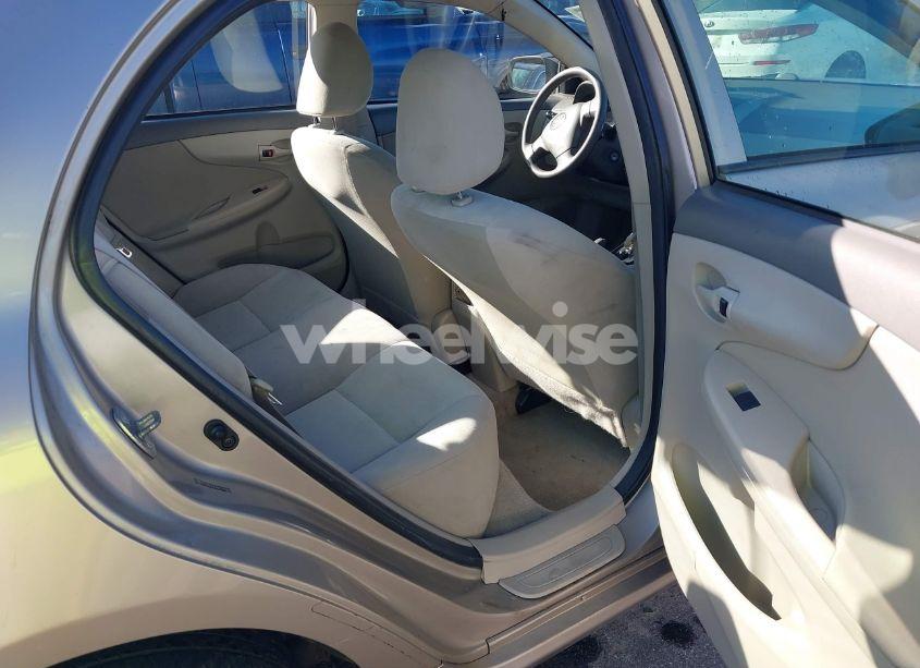 Photo 8 of 2009 Toyota Corolla LE (VIN 2T1BU40EX9C179389)