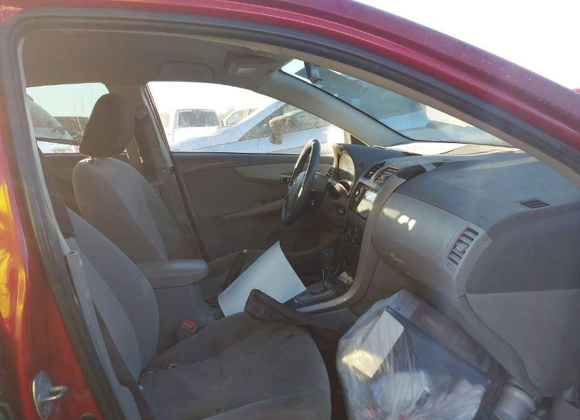 Photo 5 of 2010 Toyota Corolla LE (VIN 2T1BU4EE0AC193315)