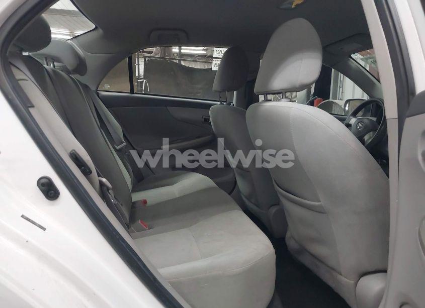 Photo 8 of 2010 Toyota Corolla LE (VIN 2T1BU4EE0AC257126)