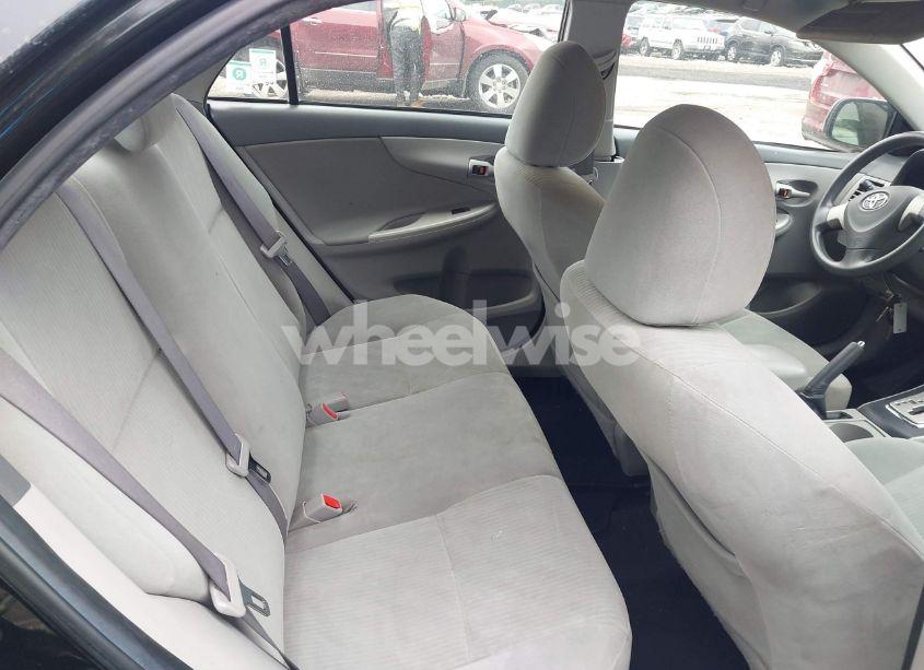 Photo 8 of 2010 Toyota Corolla LE (VIN 2T1BU4EE0AC265128)