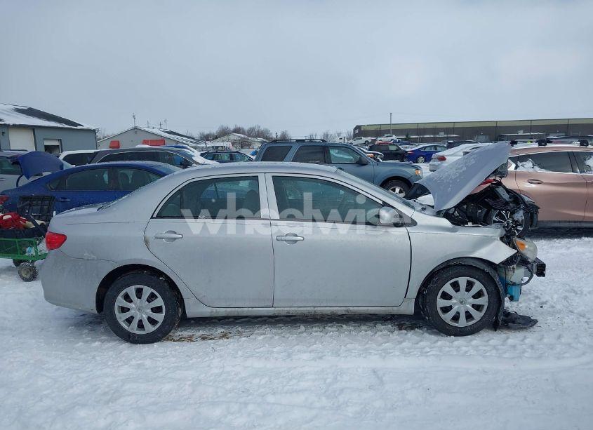 Photo 13 of 2010 Toyota Corolla LE (VIN 2T1BU4EE0AC282639)