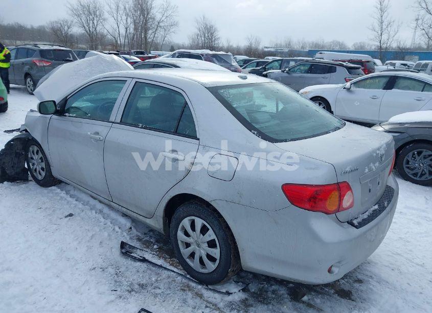 Photo 3 of 2010 Toyota Corolla LE (VIN 2T1BU4EE0AC282639)