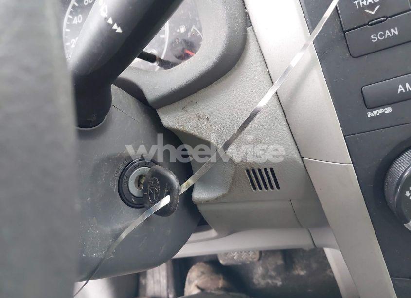 Photo 11 of 2010 Toyota Corolla LE (VIN 2T1BU4EE0AC288859)