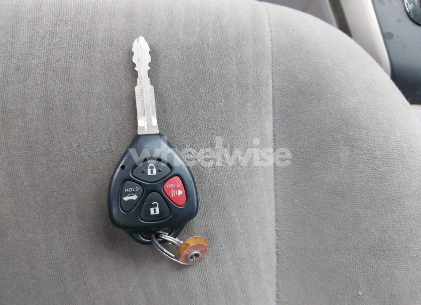 Photo 11 of 2010 Toyota Corolla LE (VIN 2T1BU4EE0AC358912)