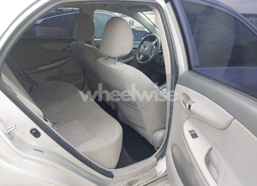 Photo 8 of 2010 Toyota Corolla LE (VIN 2T1BU4EE0AC358912)