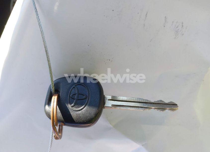 Photo 11 of 2010 Toyota Corolla (VIN 2T1BU4EE0AC371711)