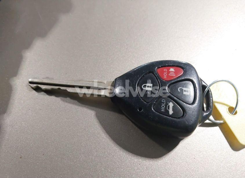 Photo 11 of 2010 Toyota Corolla LE (VIN 2T1BU4EE0AC373801)