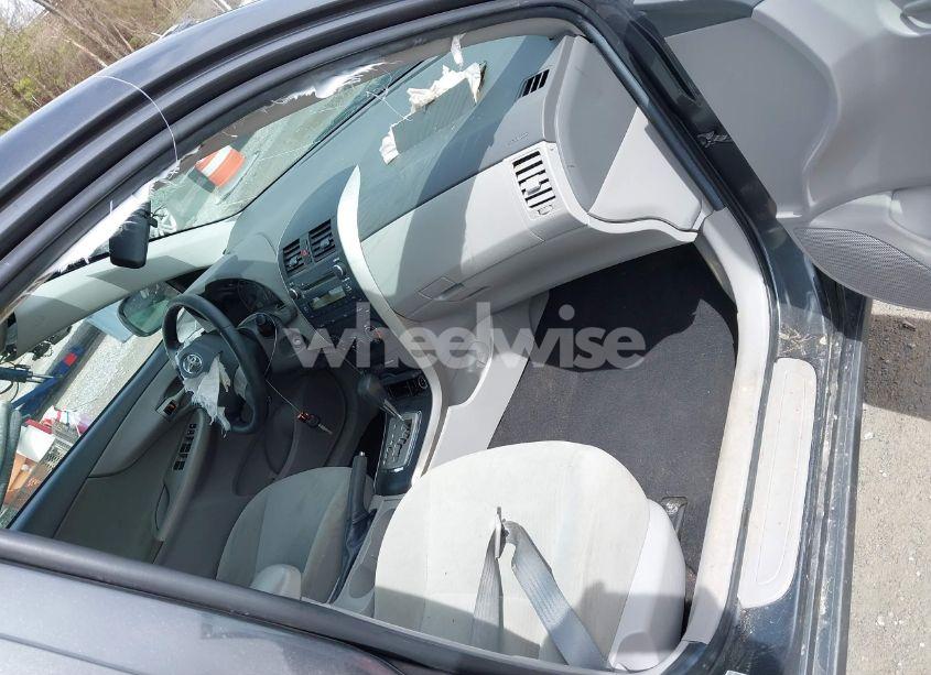 Photo 5 of 2010 Toyota Corolla LE (VIN 2T1BU4EE0AC382501)