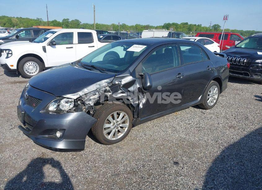 Photo 2 of 2010 Toyota Corolla S (VIN 2T1BU4EE0AC423869)
