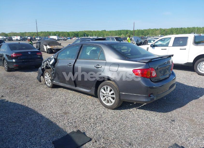 Photo 3 of 2010 Toyota Corolla S (VIN 2T1BU4EE0AC423869)