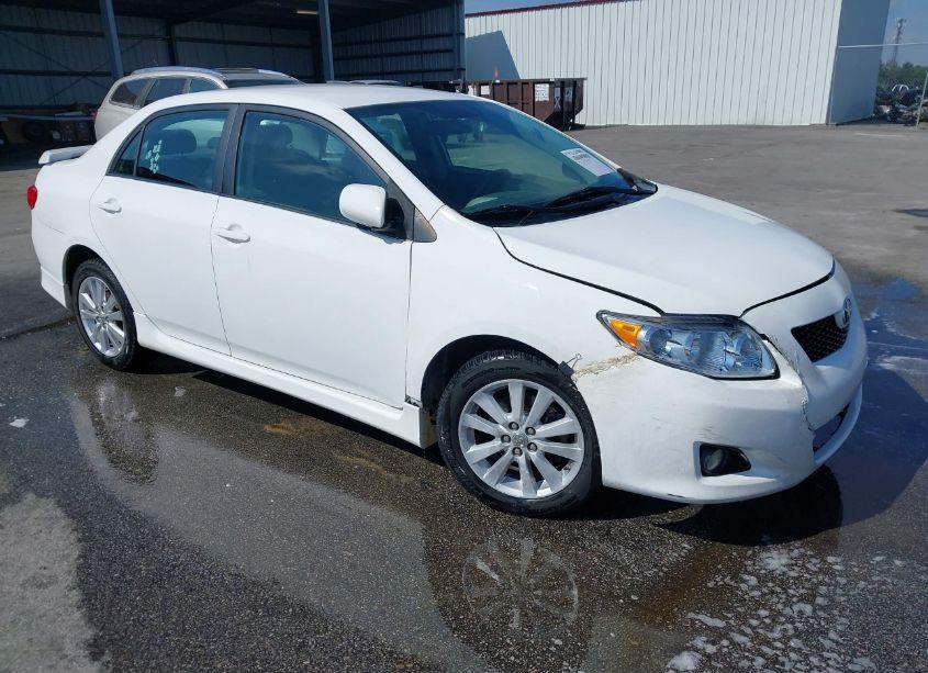 2010 Toyota Corolla S (VIN 2T1BU4EE0AC434807) main photo