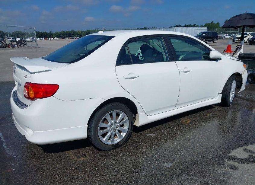 Photo 4 of 2010 Toyota Corolla S (VIN 2T1BU4EE0AC434807)