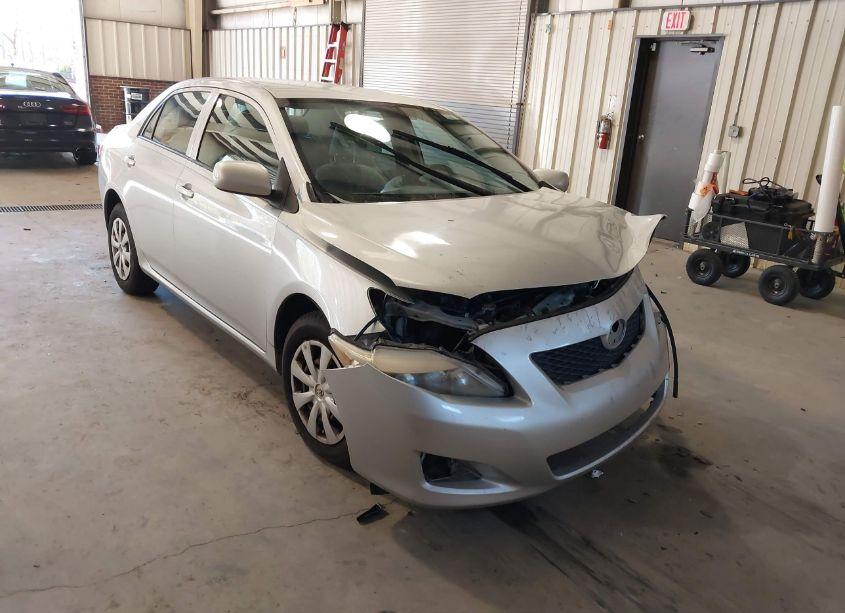 2010 Toyota Corolla LE (VIN 2T1BU4EE0AC473235) main photo