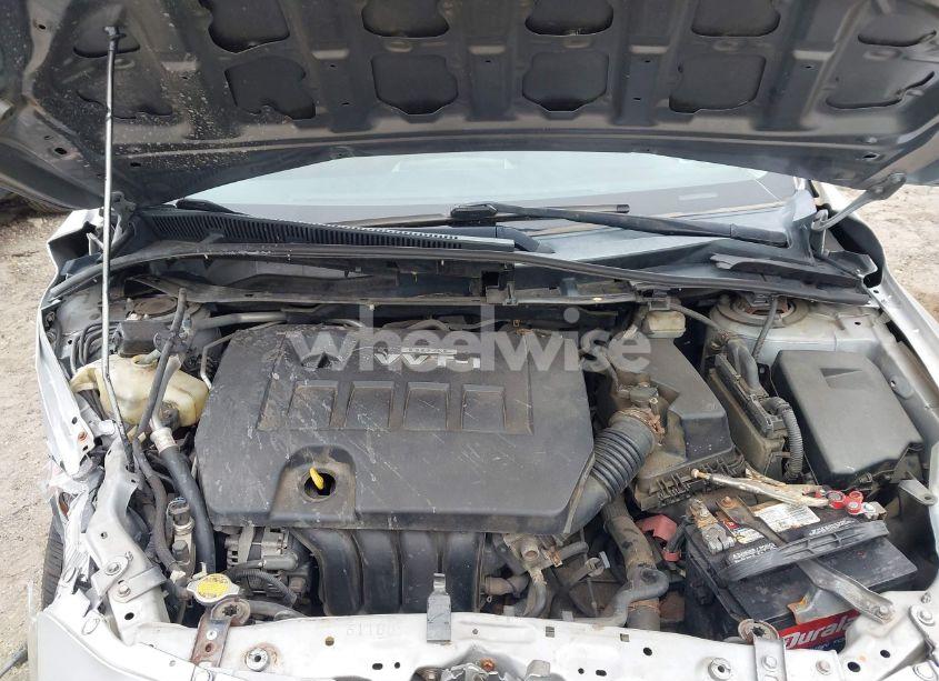 Photo 10 of 2010 Toyota Corolla S (VIN 2T1BU4EE0AC479293)