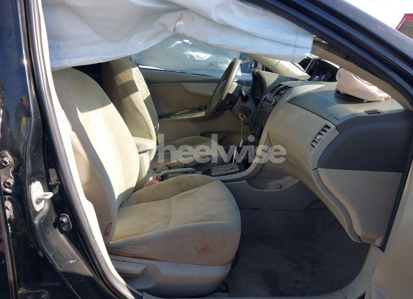 Photo 5 of 2010 Toyota Corolla LE (VIN 2T1BU4EE0AC500367)