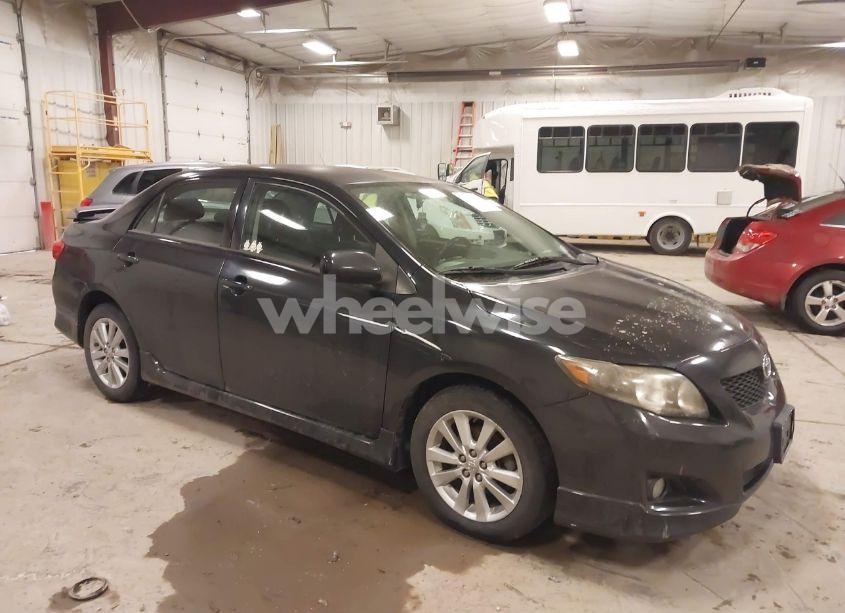 2010 Toyota Corolla S (VIN 2T1BU4EE0AC509926) main photo