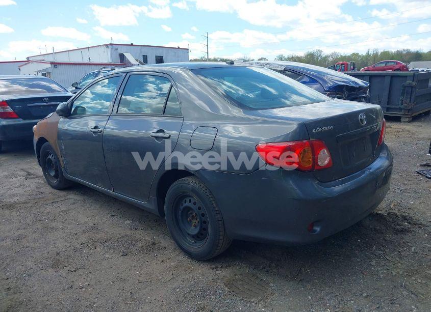 Photo 3 of 2010 Toyota Corolla LE (VIN 2T1BU4EE0AC521946)