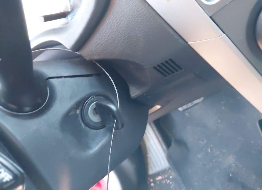 Photo 11 of 2010 Toyota Corolla S (VIN 2T1BU4EE0AC522675)