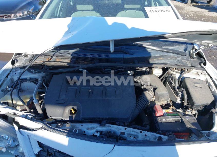 Photo 10 of 2011 Toyota Corolla LE (VIN 2T1BU4EE0BC554866)