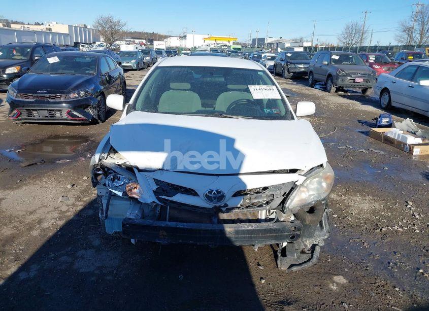 Photo 13 of 2011 Toyota Corolla LE (VIN 2T1BU4EE0BC554866)