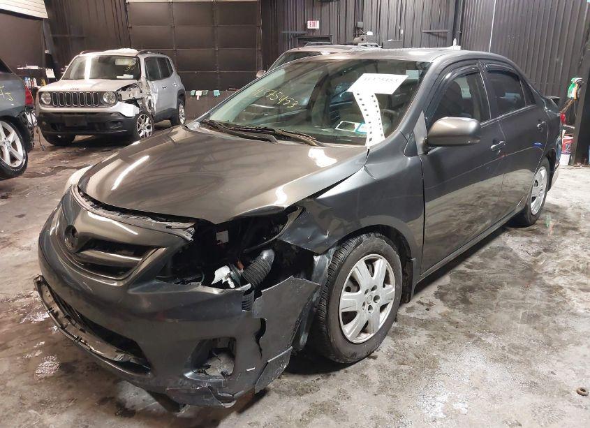 Photo 2 of 2011 Toyota Corolla LE (VIN 2T1BU4EE0BC559744)
